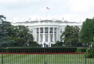 Вэнс пообещал, что США не допустят появления ядерного оружия у Ирана