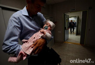 Материнский капитал и соцпатронаж: важные изменения в мерах поддержки семей с детьми в Ленобласти