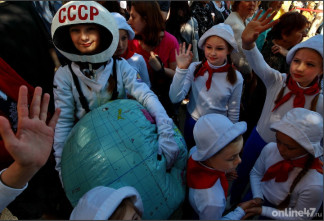 Вернуть пионеров и октябрят: что думают родители и эксперты об идее возродить советскую систему воспитания