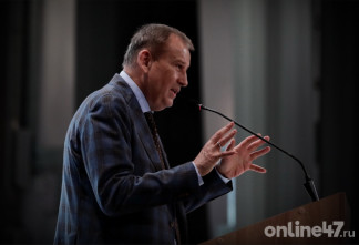 Александр Дрозденко поздравил жителей с Днем космонавтики