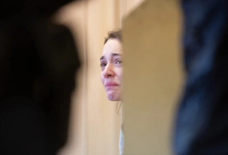 Суд освободил актрису из Петербурга Александру Дроздову от наказания после примирения с Ильей Делем