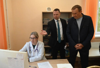 Александр Жарков помог женщине, потерявшей сознание в храме в Твери