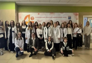 Студенты акушерского дела впервые стали учиться в Ленинградском перинатальном центре