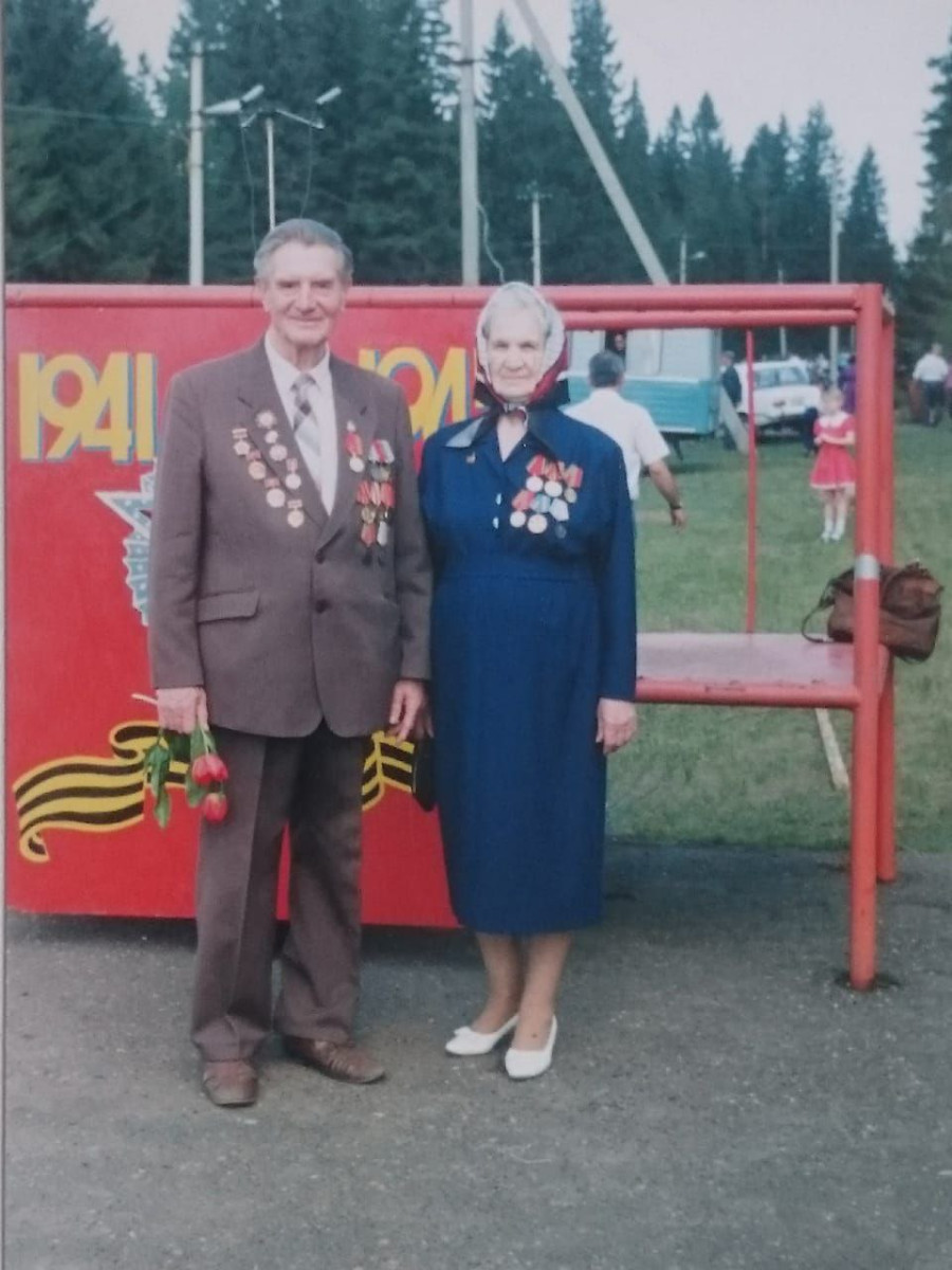 Леонид Захаров с женой